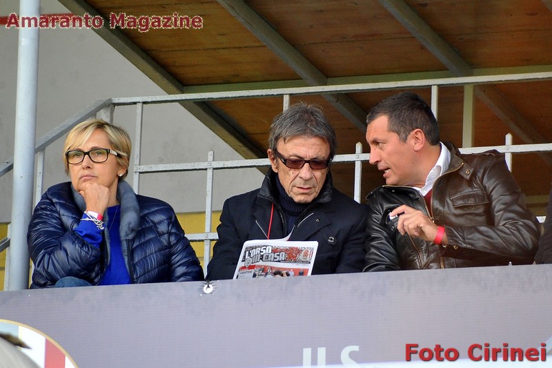 Mario Agnelli in tribuna con il presidente Ferretti e la moglie Betty